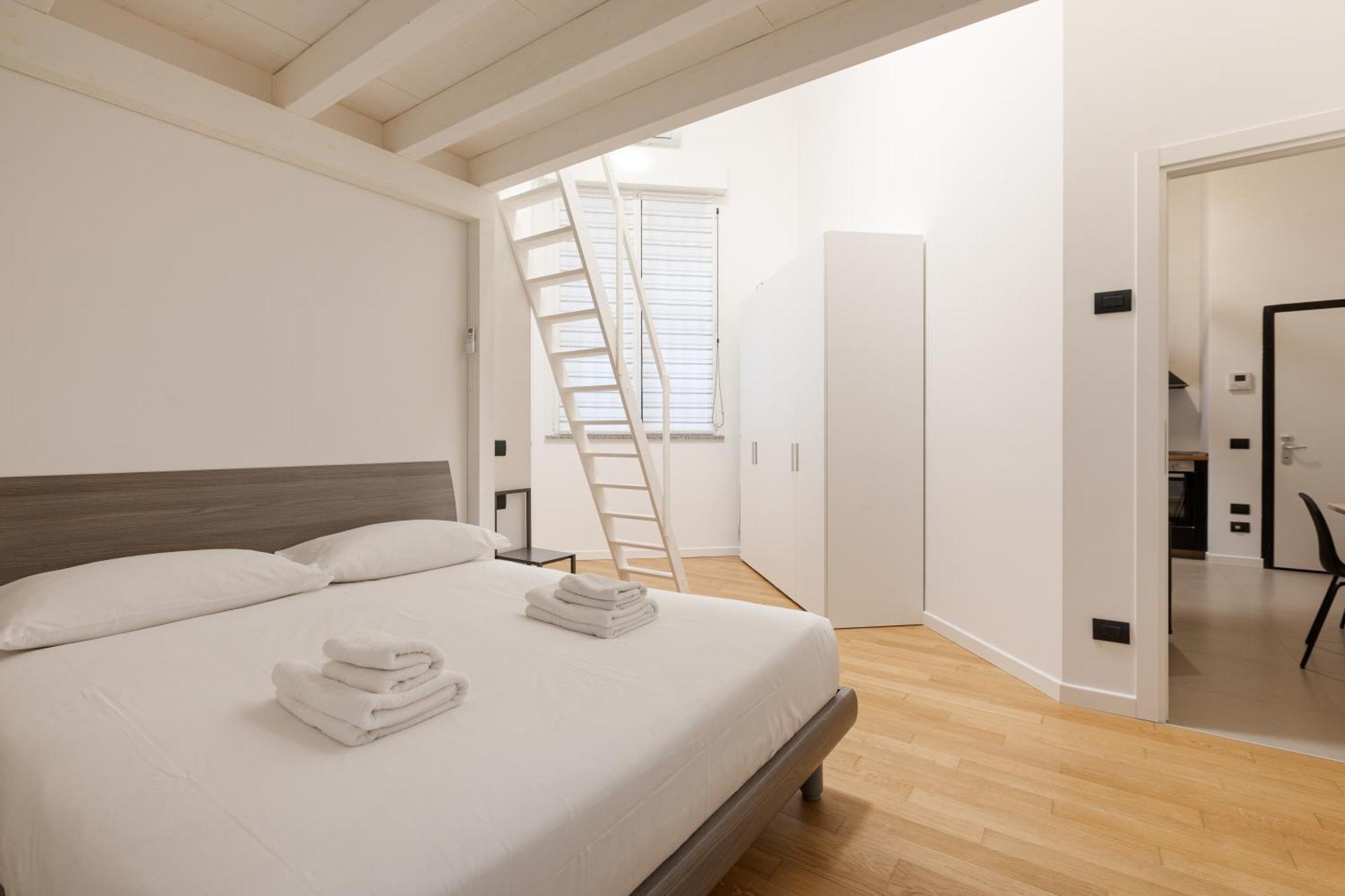 米兰Cozy Corner With Balcony And Private Garage!公寓 外观 照片