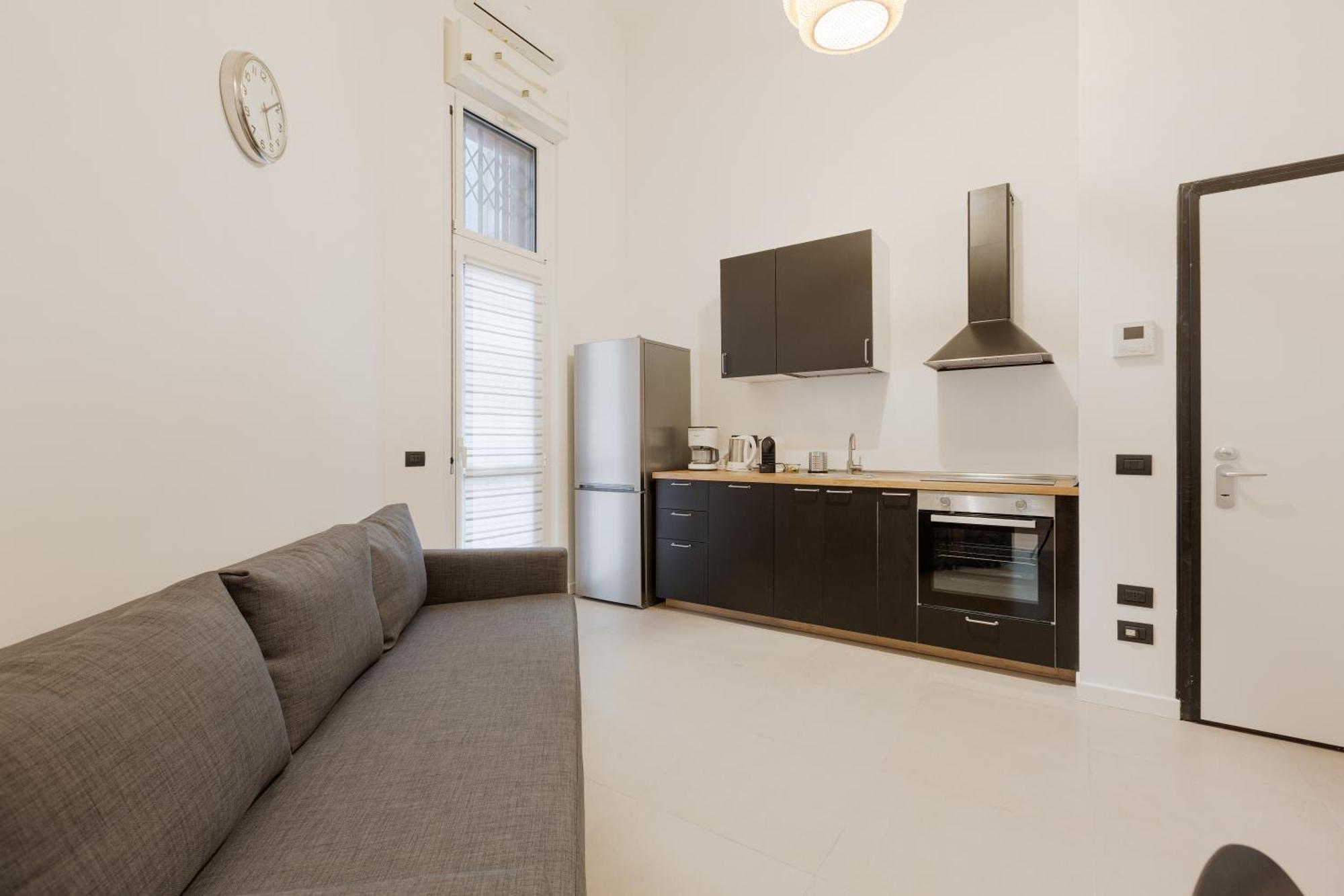 米兰Cozy Corner With Balcony And Private Garage!公寓 外观 照片
