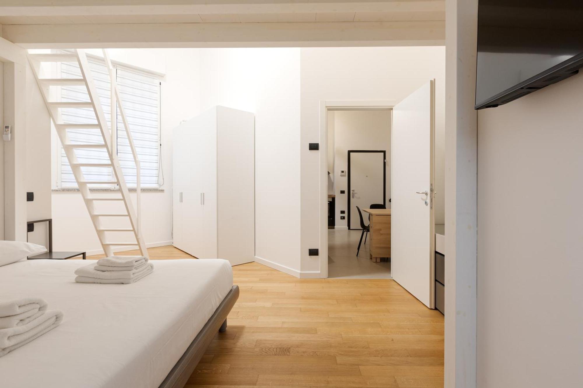 米兰Cozy Corner With Balcony And Private Garage!公寓 外观 照片
